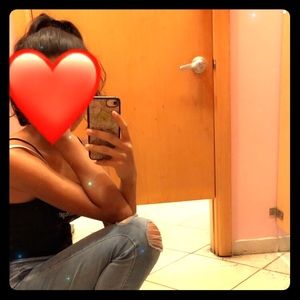 Meet your Posher, Angela